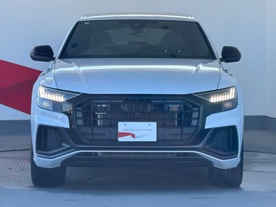 AUDI Q8 - 5
