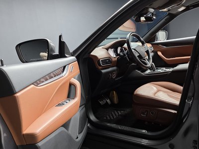 MASERATI LEVANTE - 10