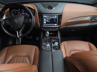 MASERATI LEVANTE - 5