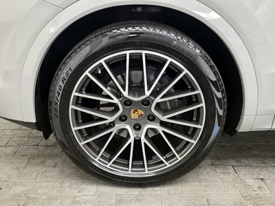 PORSCHE CAYENNE - 6