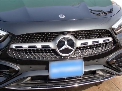 MERCEDES-BENZ GLA - 7