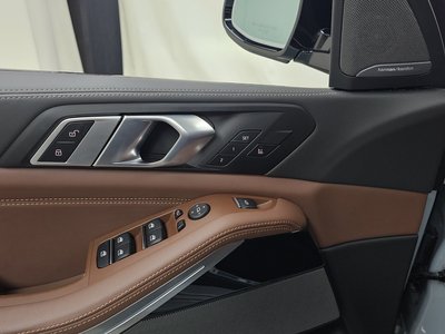2025 BMW X5 — миниатюра 26
