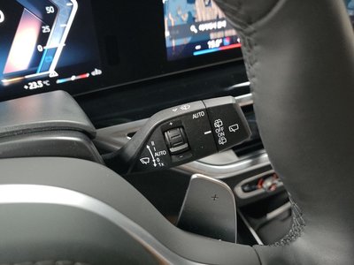 2025 BMW X5 — миниатюра 25