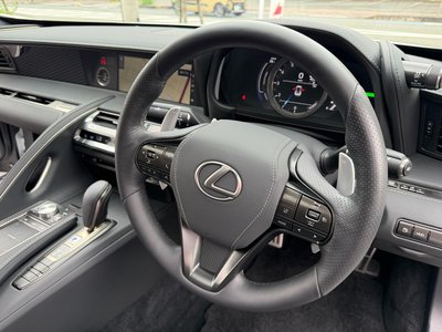 صورة مصغرة 15 لـ 2022 Lexus LC