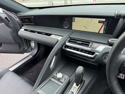 صورة مصغرة 17 لـ 2022 Lexus LC
