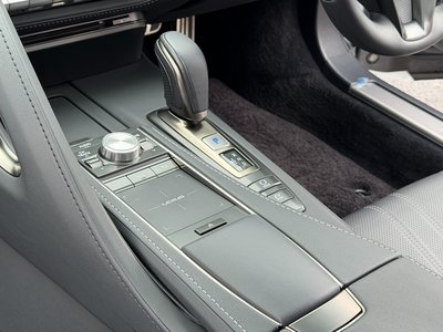 صورة مصغرة 26 لـ 2022 Lexus LC