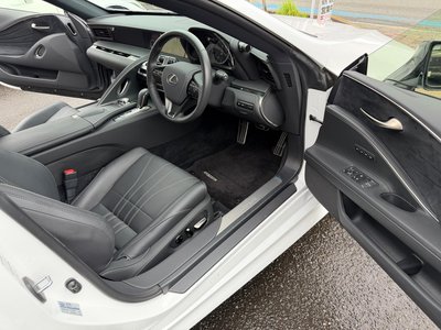 صورة مصغرة 12 لـ 2022 Lexus LC