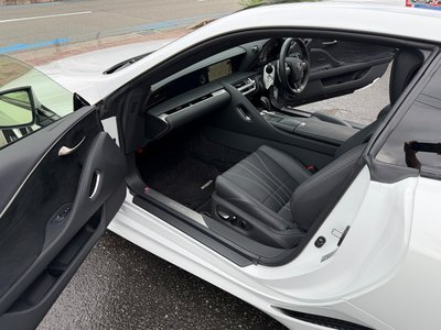 صورة مصغرة 21 لـ 2022 Lexus LC