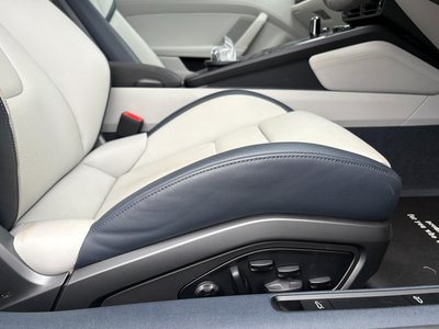 2025 Porsche 911 — миниатюра 43