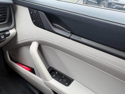 2025 Porsche 911 — миниатюра 35