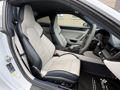 2025 Porsche 911 — миниатюра 41