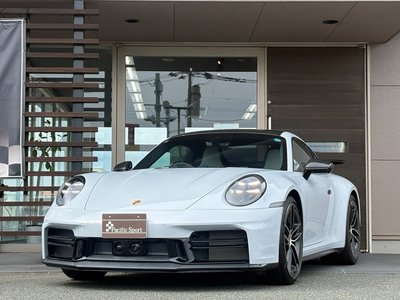 2025 Porsche 911 photo 1