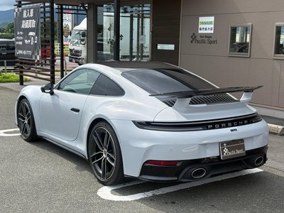 2025 Porsche 911 photo 7