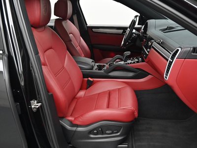 PORSCHE CAYENNE - 10