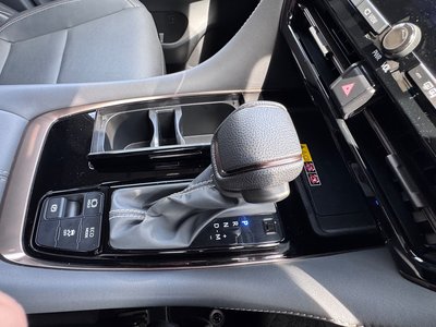 TOYOTA ALPHARD - 5