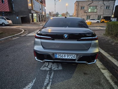 BMW 7 SERIES - 5