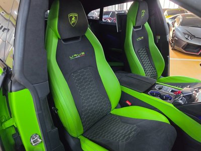 LAMBORGHINI URUS - 9