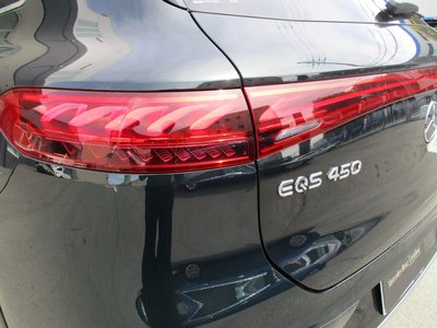 MERCEDES-BENZ EQS - 5