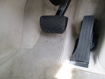 MERCEDES-BENZ EQS - 8