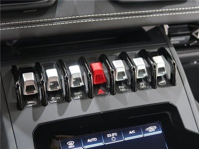 LAMBORGHINI HURACAN - 9