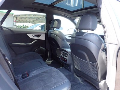 2019 AUDI Q8 thumbnail 38
