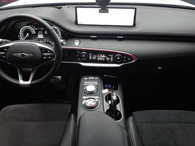 صورة 5 لـ 2022 Genesis GV70