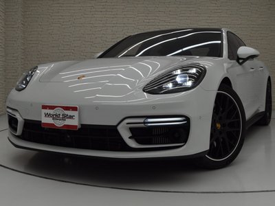 PORSCHE PANAMERA - 5