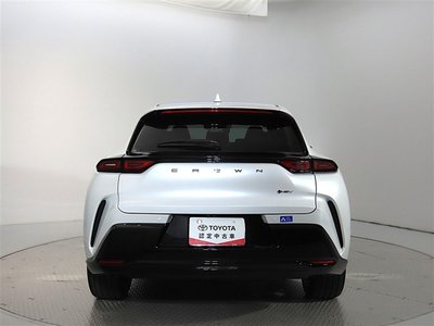 2024 Toyota CROWN SPORT photo 2