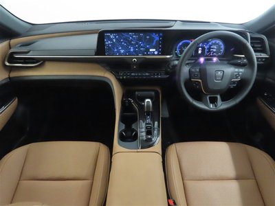 2024 Toyota CROWN SPORT photo 3