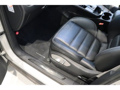 2024 Porsche MACAN — миниатюра 16