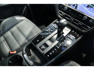 2024 Porsche MACAN — миниатюра 30