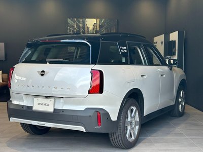 2025 MINI COOPER COUNTRYMAN photo 4