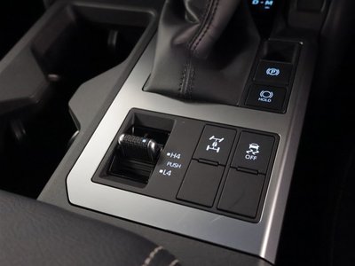 2025 Toyota LAND CRUISER 250 thumbnail 15