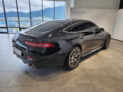 2025 Mercedes-BENZ GT AMG — фото 3