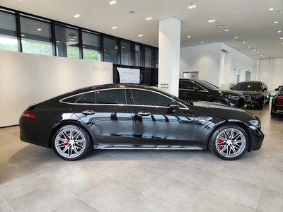 2025 Mercedes-BENZ GT AMG — фото 9