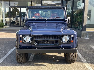 LAND ROVER DEFENDER - 2