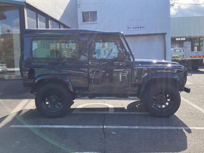 LAND ROVER DEFENDER - 7