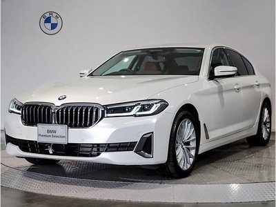 BMW 5 SERIES - 1
