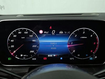 MERCEDES-BENZ GLC - 8