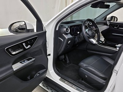 MERCEDES-BENZ GLC - 10