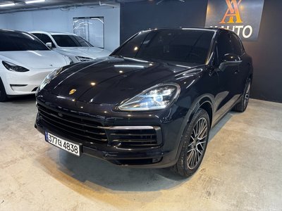 PORSCHE CAYENNE - 1