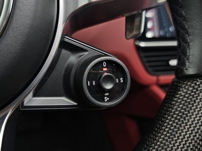 2019 Porsche CAYENNE — миниатюра 27