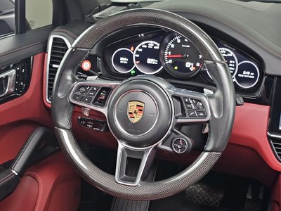 2019 Porsche CAYENNE — миниатюра 19