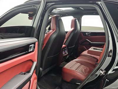2019 Porsche CAYENNE — миниатюра 17