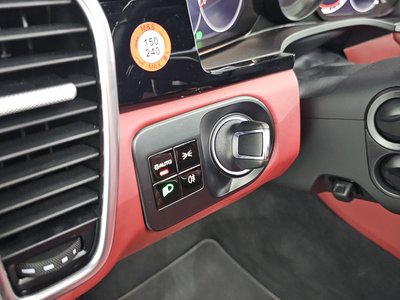 2019 Porsche CAYENNE — миниатюра 22