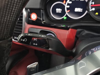 2019 Porsche CAYENNE — миниатюра 29