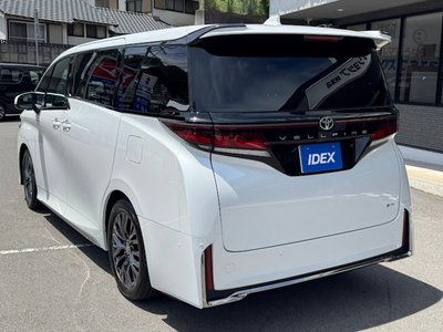 2026 Toyota VELLFIRE photo 3