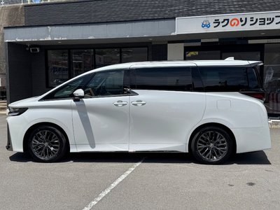 2026 Toyota VELLFIRE photo 2