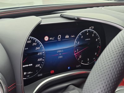 صورة 5 لـ 2025 Mercedes-BENZ GT AMG