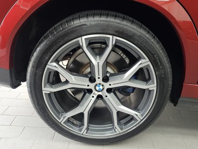 2021 BMW X6 照片 6